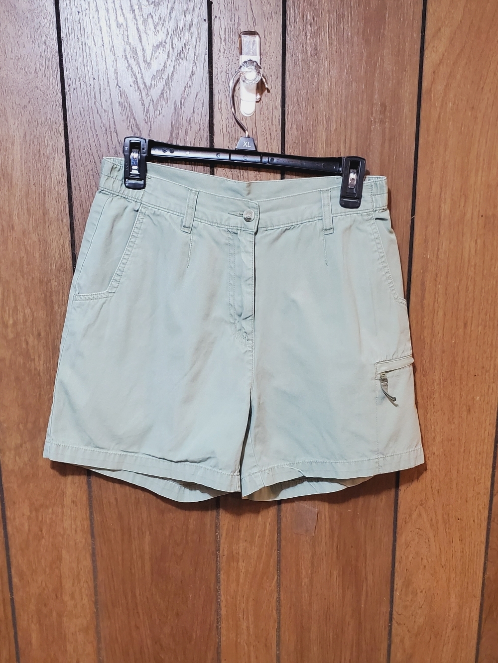 Woolrich Women's Pleated Cargo Shorts Size 6